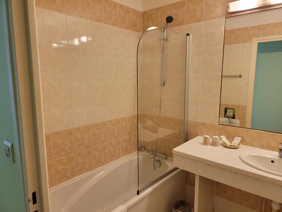L'Auberge De L'Olive Dompierre-sur-Besbre Ngoại thất bức ảnh