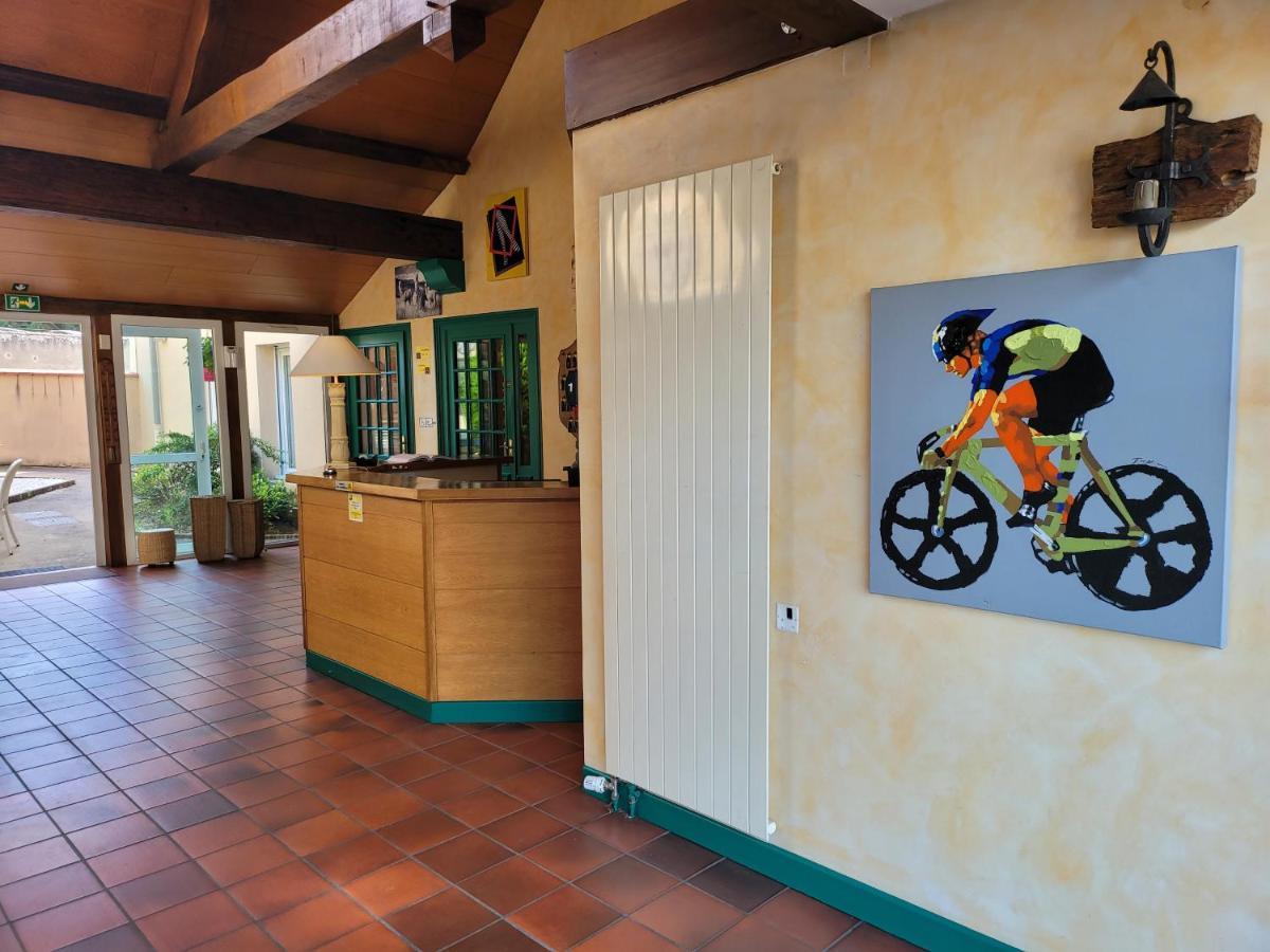 L'Auberge De L'Olive Dompierre-sur-Besbre Ngoại thất bức ảnh