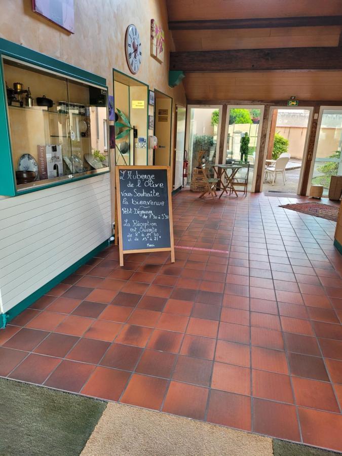 L'Auberge De L'Olive Dompierre-sur-Besbre Ngoại thất bức ảnh