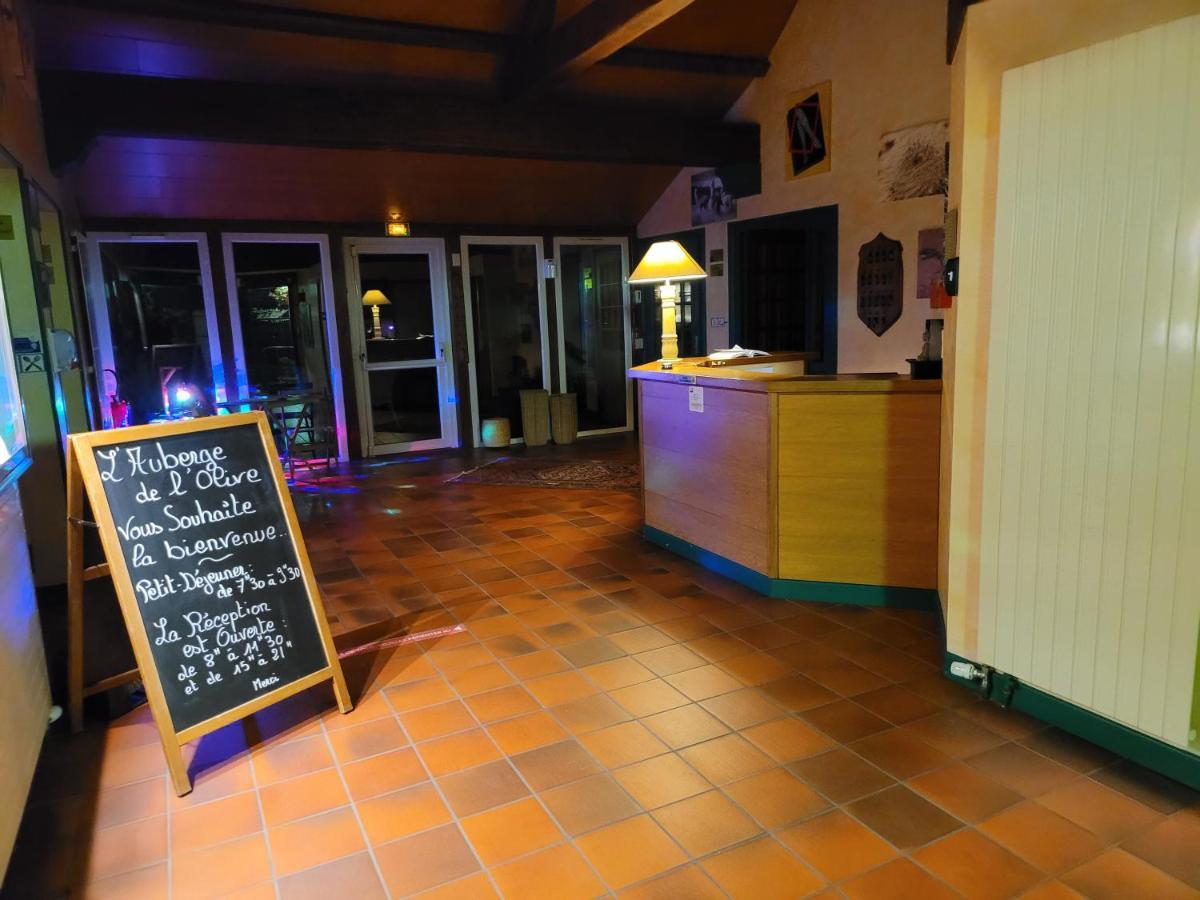 L'Auberge De L'Olive Dompierre-sur-Besbre Ngoại thất bức ảnh