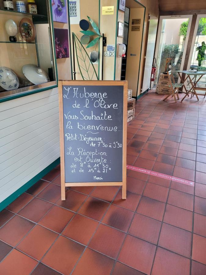 L'Auberge De L'Olive Dompierre-sur-Besbre Ngoại thất bức ảnh