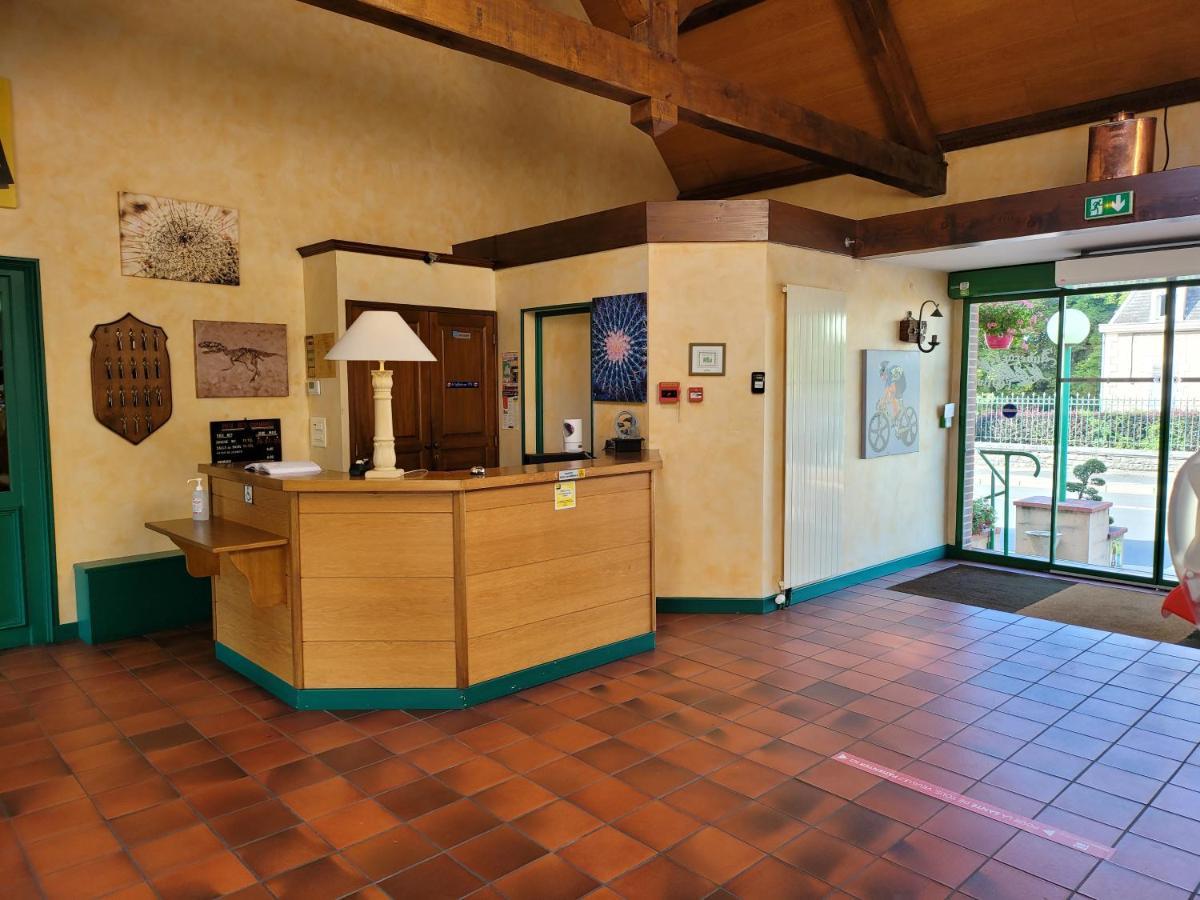 L'Auberge De L'Olive Dompierre-sur-Besbre Ngoại thất bức ảnh