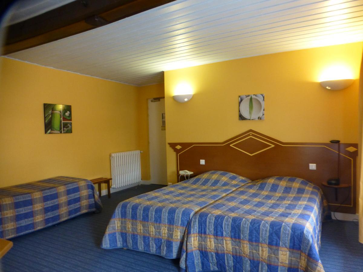 L'Auberge De L'Olive Dompierre-sur-Besbre Ngoại thất bức ảnh